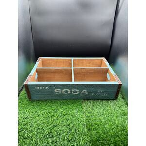 Light Blue Farmhouse-Style Wooden Vintage Reproduction Storage Crate